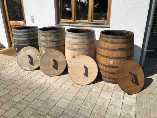 Holzfass 300 Liter abgeschliffen, Wasserfass